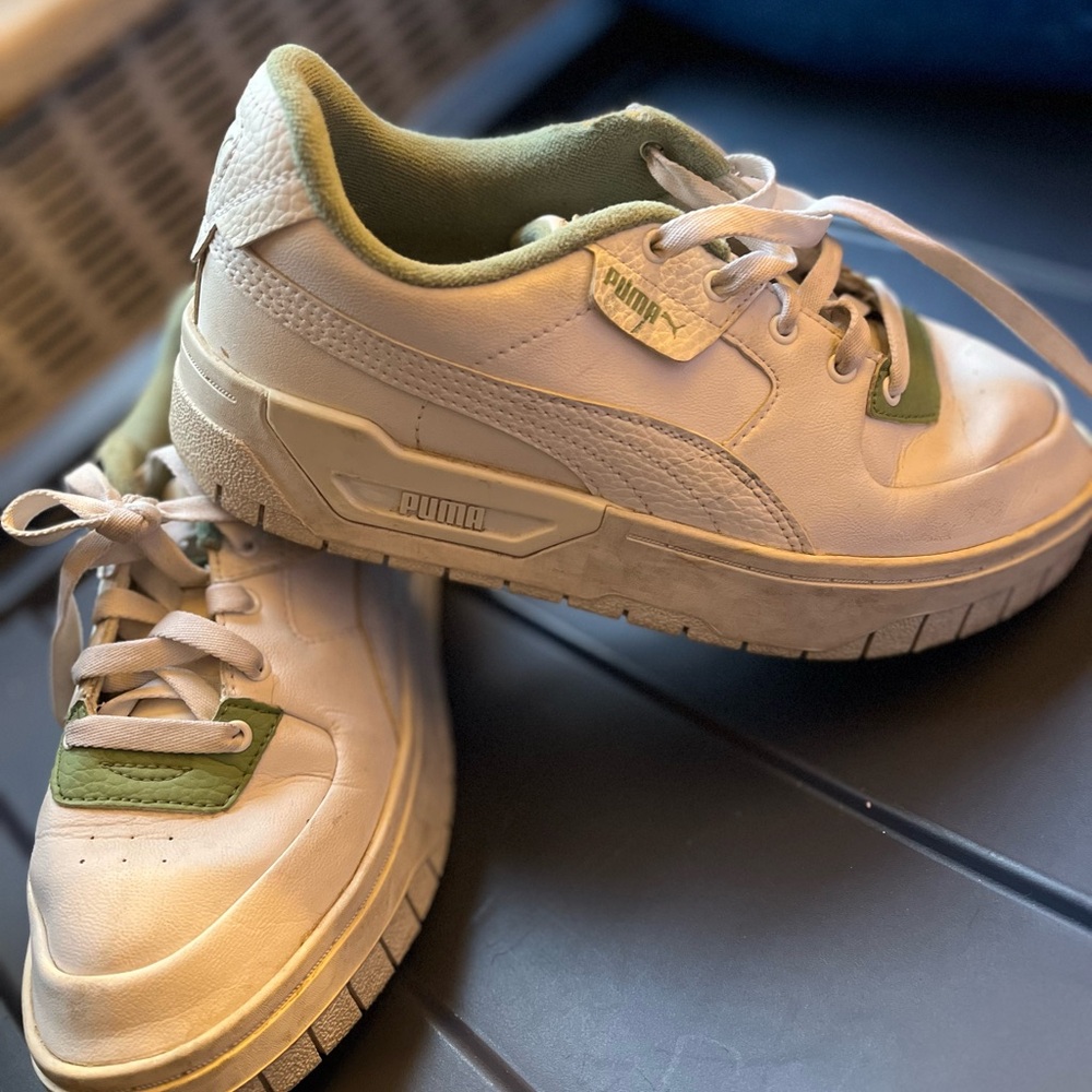 Puma Platform Chunky Women’s White and Green Sneakers Size 8